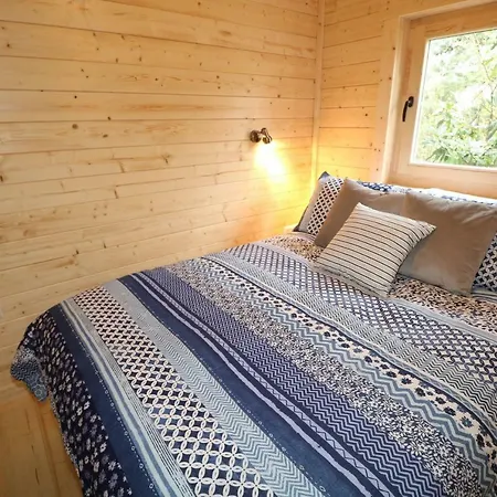 Nyaraló Inisean Log -part Of Inisean